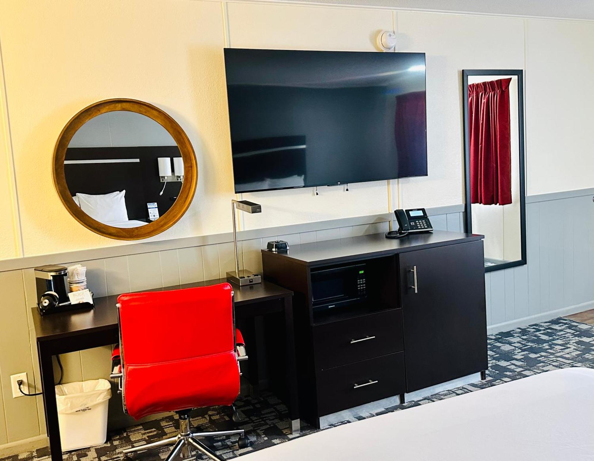 Americas Best Value Inn Wall Exterior photo
